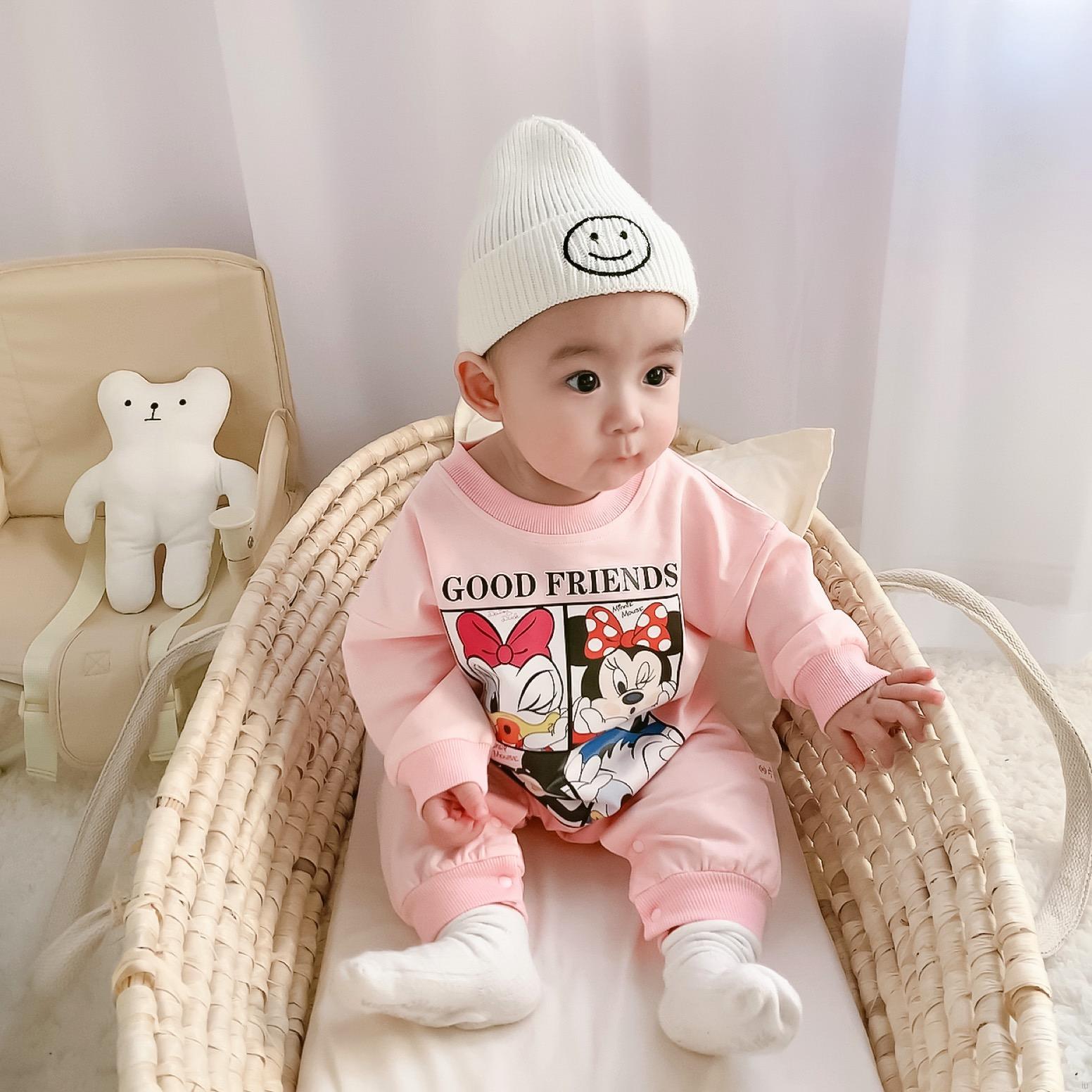 Bộ Áo Liền Quần Dài Tay In Hình Chuột Mickey Đáng Yêu Cho Bé