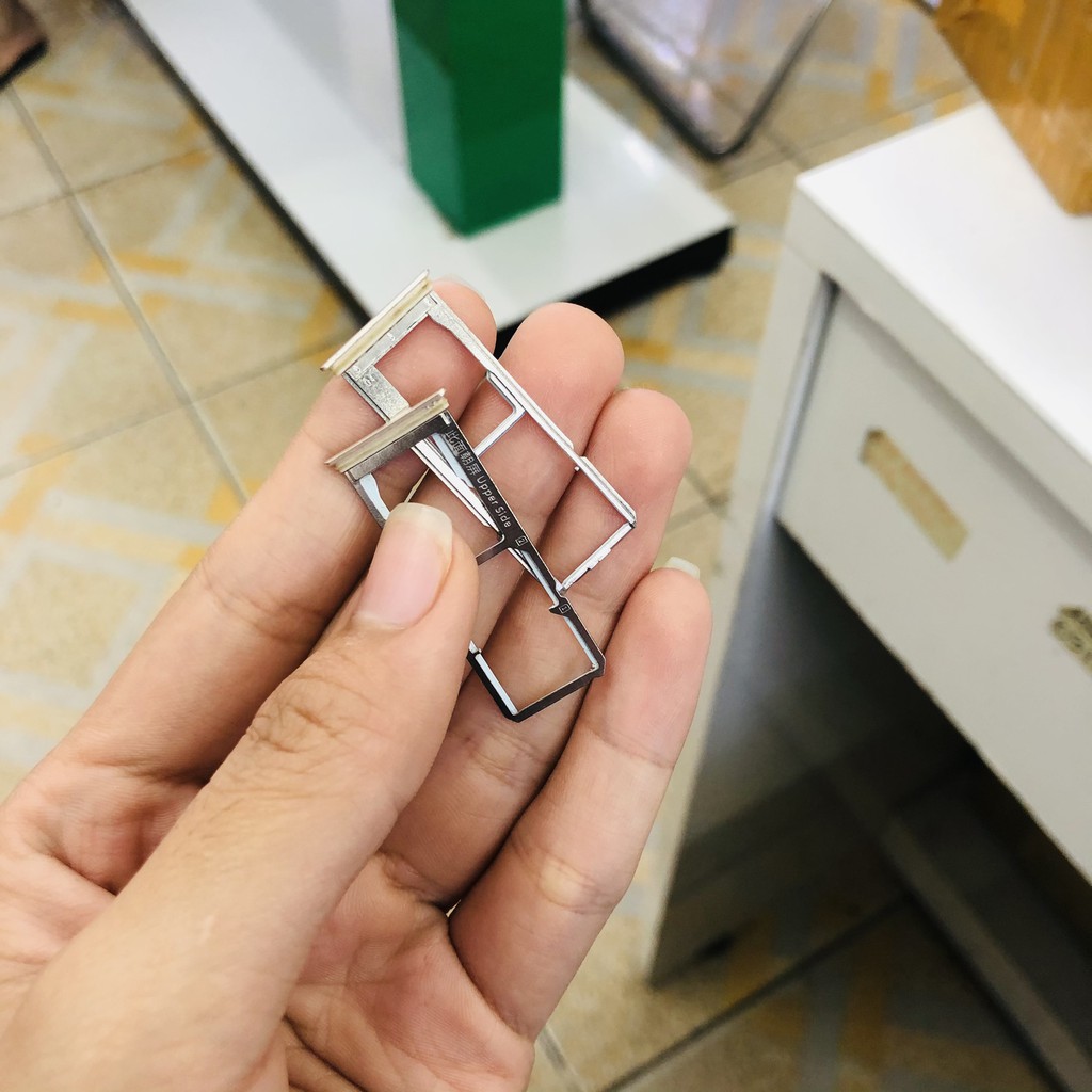 Khay sim Vivo V9 chính hãng , bảo hành đổi trả