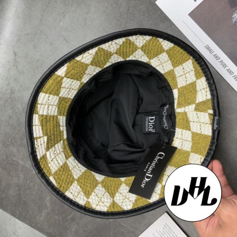 Mũ Bucket D.R ChrisTan Phối Hoạ Tiết Hình Thoi Thời Trang Unisex Cao Cấp