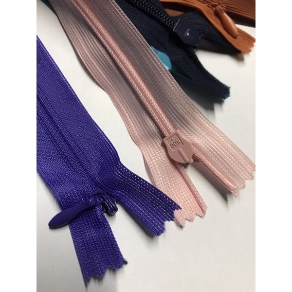 1 chiếc dây kéo giọt nước dài 50cm giao đơn từ 50k