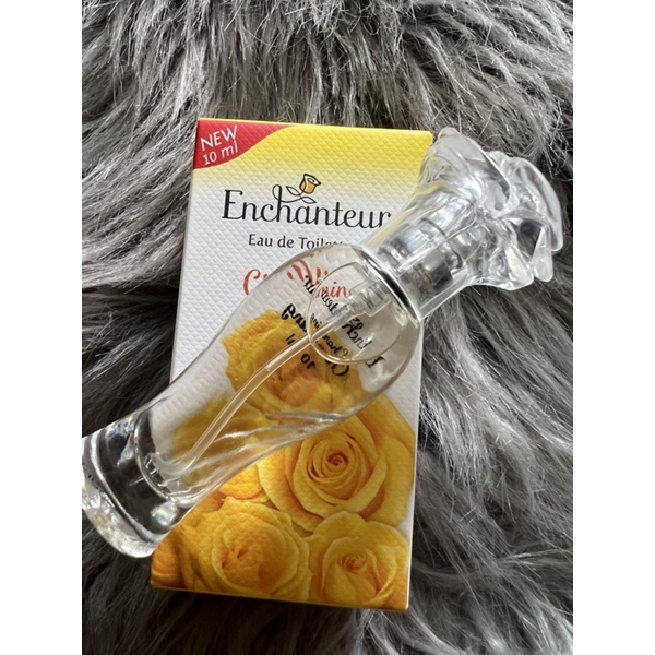 Dầu thơm,nước hoa enchanteur charming  10ml màu vàng hương thơm quyến rũ