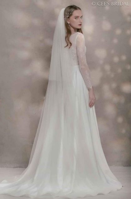 Thanh lí váy cưới phom dáng cổ điển đặt may từ Cee's Bridal