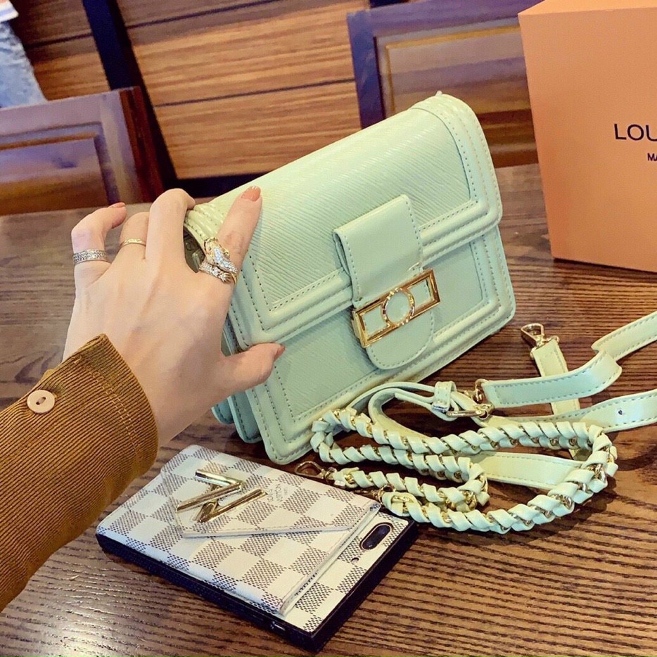 Túi vuông phối dây bính