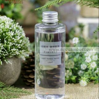 Nước hoa hồng Muji của Nhật