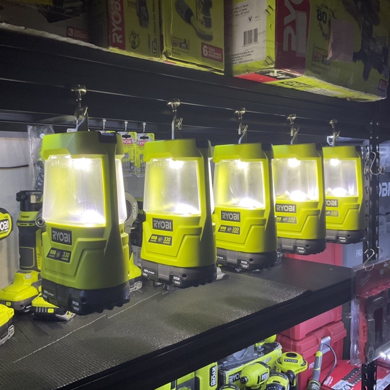 Đèn RYOBI 18V ONE➕ P871