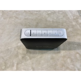 Loa bluetooth Harman Kardon Esquire