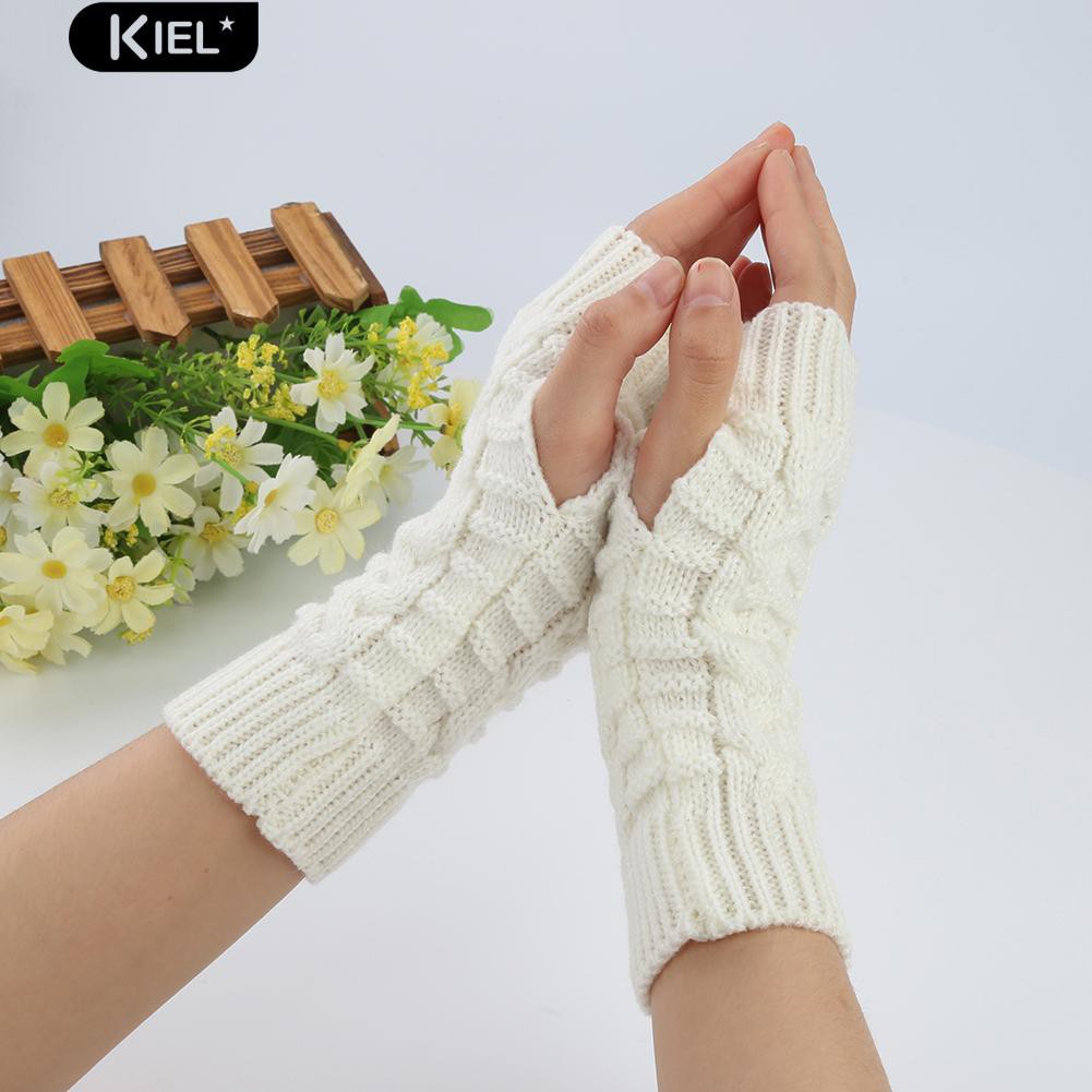 Găng tay nữ len đan ngón trần thời trang 2018