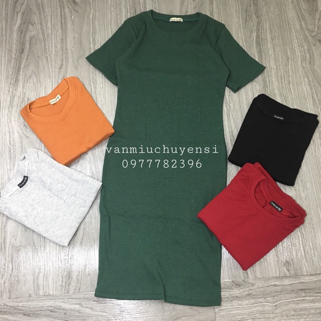 Váy body len tăm cộc tay xẻ sau | BigBuy360 - bigbuy360.vn