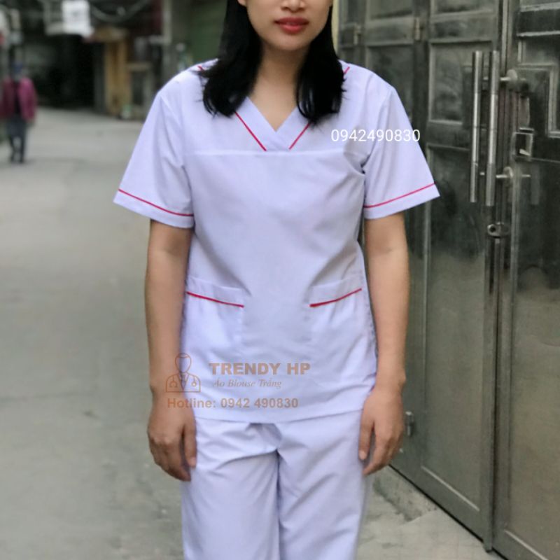 Bộ scrubs cổ tim trắng viền Đỏ - áo blouse trắng cổ chữ V viền đỏ cho bác sỹ, dược sỹ, điều dưỡng,...