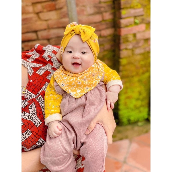 Mũ turban cho bé gái