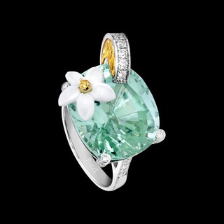 Nhẫn mạ bạc đính đá vuông xinh xắn
