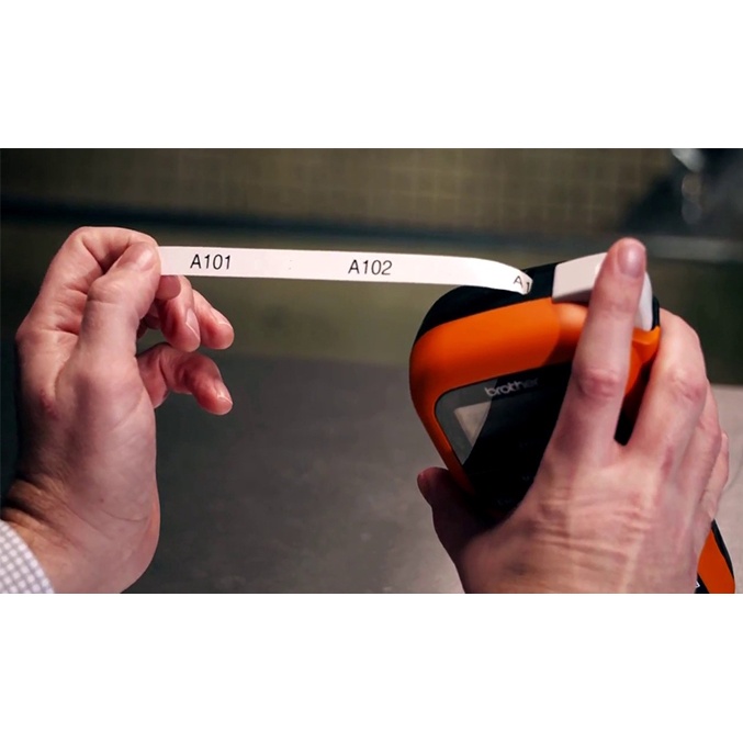 Băng nhãn dùng cho Brother TZF khổ 9mm Chữ đen nền trắng