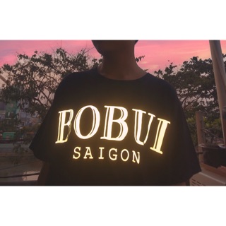 Áo thun đen Bo Bụi