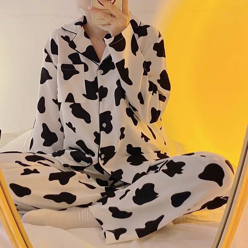 Bộ đồ ngủ dài tay thun cotton hoạ tiết hình bò sữa dễ thương | BigBuy360 - bigbuy360.vn