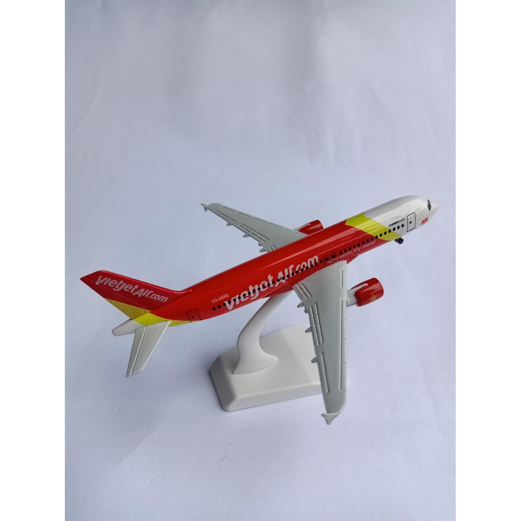 Mô hình máy bay tĩnh B787 Vietjet Air 20cm - Chiều dài thân 20cm, sải cánh 18cm.