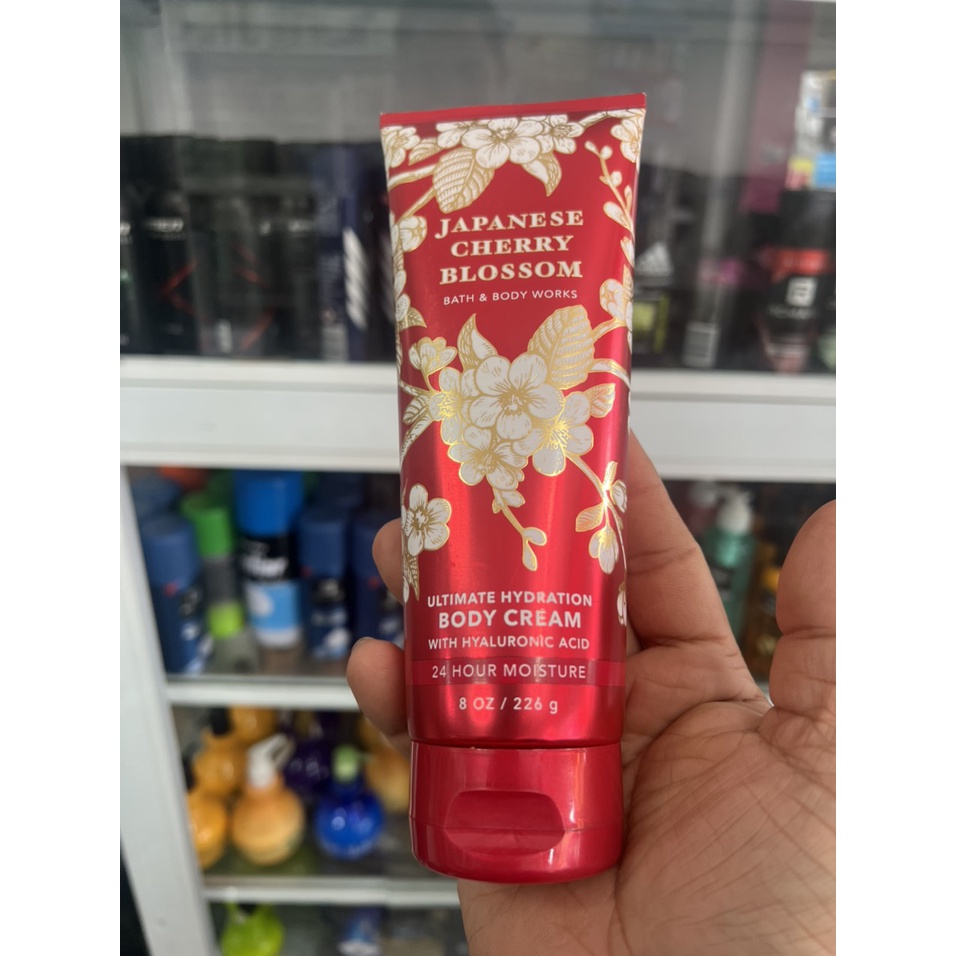 SỮA DƯỠNG THỂ BATH BODY WORKS JAPANESE CHERRY BLOSSOM BODY LOTION 236ML (TUÝP)
