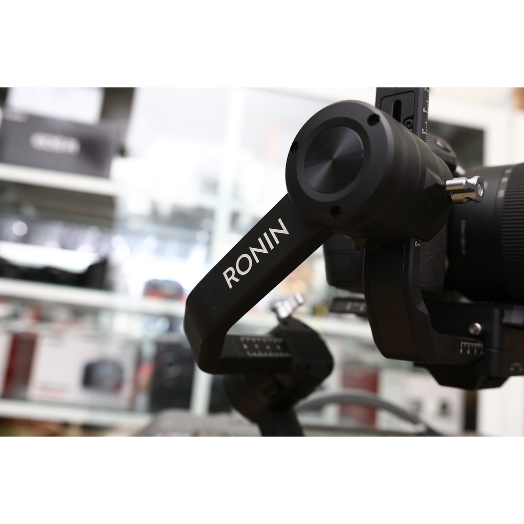 GImbal Chống rung DJI Ronin-S Essentials Kit - Gimbal Thiết yếu cho thợ quay phim