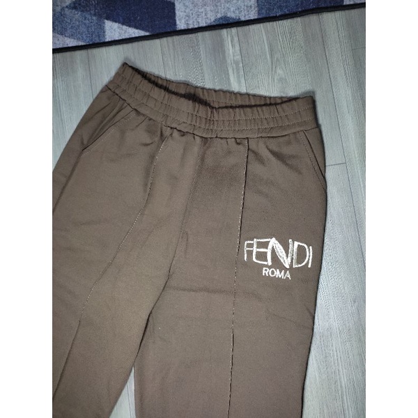 Quần dài thể thao