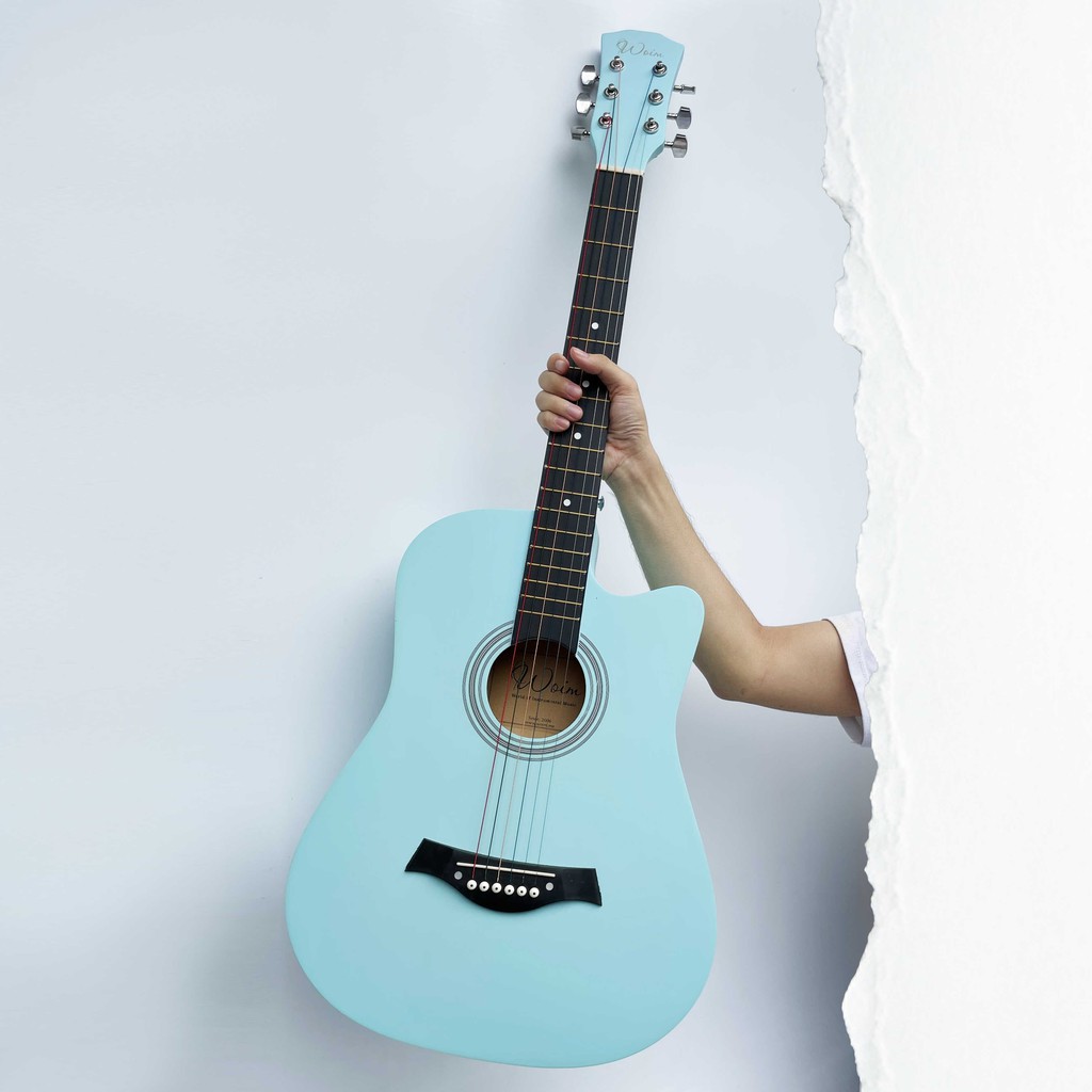 Đàn guitar dáng khuyết Woim màu trắng GU10