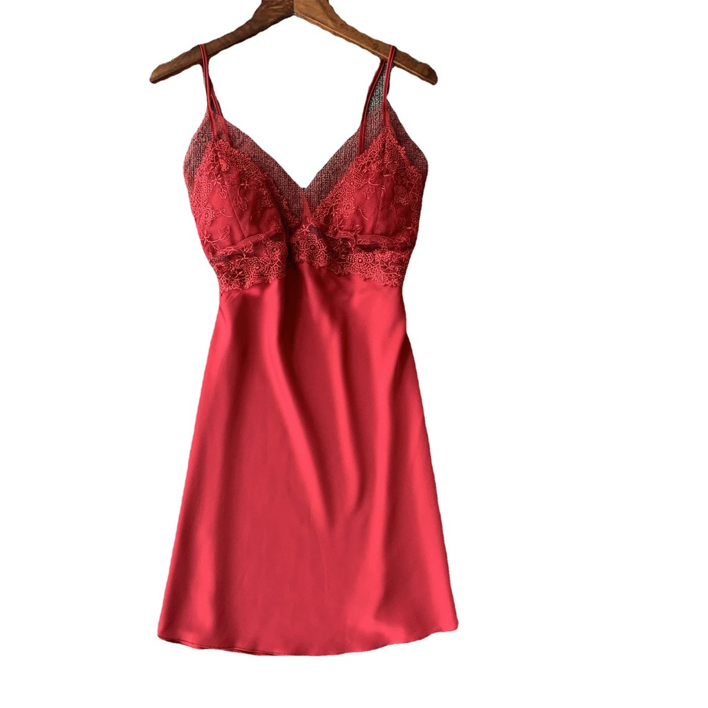 Đồ ngủ Hai Dây Bằng Lụa Mát Phối Ren Quyến Rũ Thời Trang Xuân Hè Hàng Mới 2022 Dành Cho Bạn Nữ