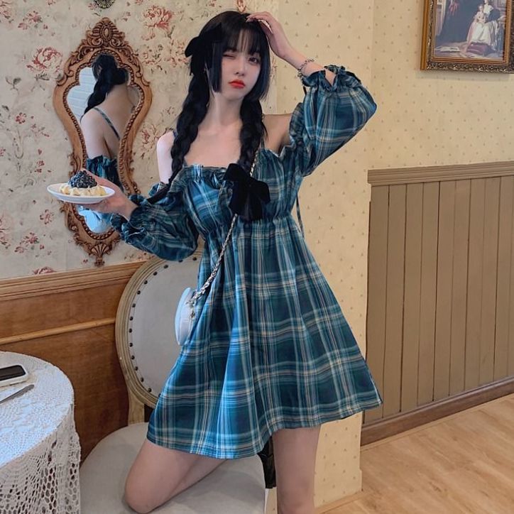Đầm Xòe Trễ Vai Kẻ Sọc Caro Xinh Xắn Cho Nữ