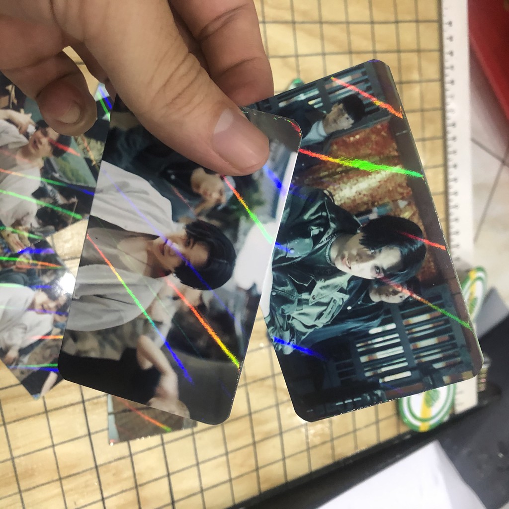 10-50 Card bo góc (1 mặt) in theo yêu cầu CÁN HOLOGRAM CHÉO