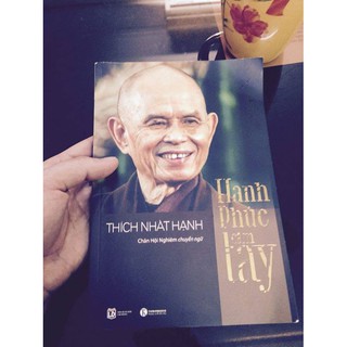 Sách - Hạnh Phúc Cầm Tay (Tái Bản)