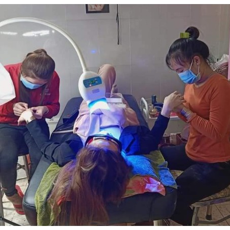 Đèn tẩy trắng răng plasma gắn ghế làm trắng răng an toàn