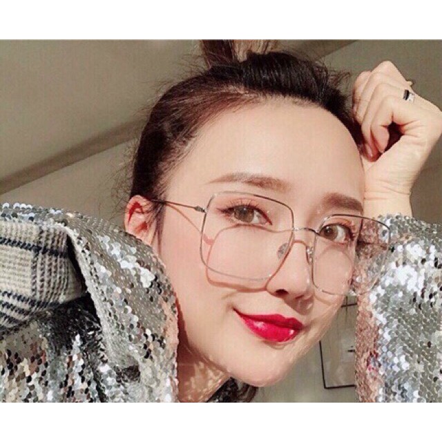 kính mắt vuông nữ gọng kim loại