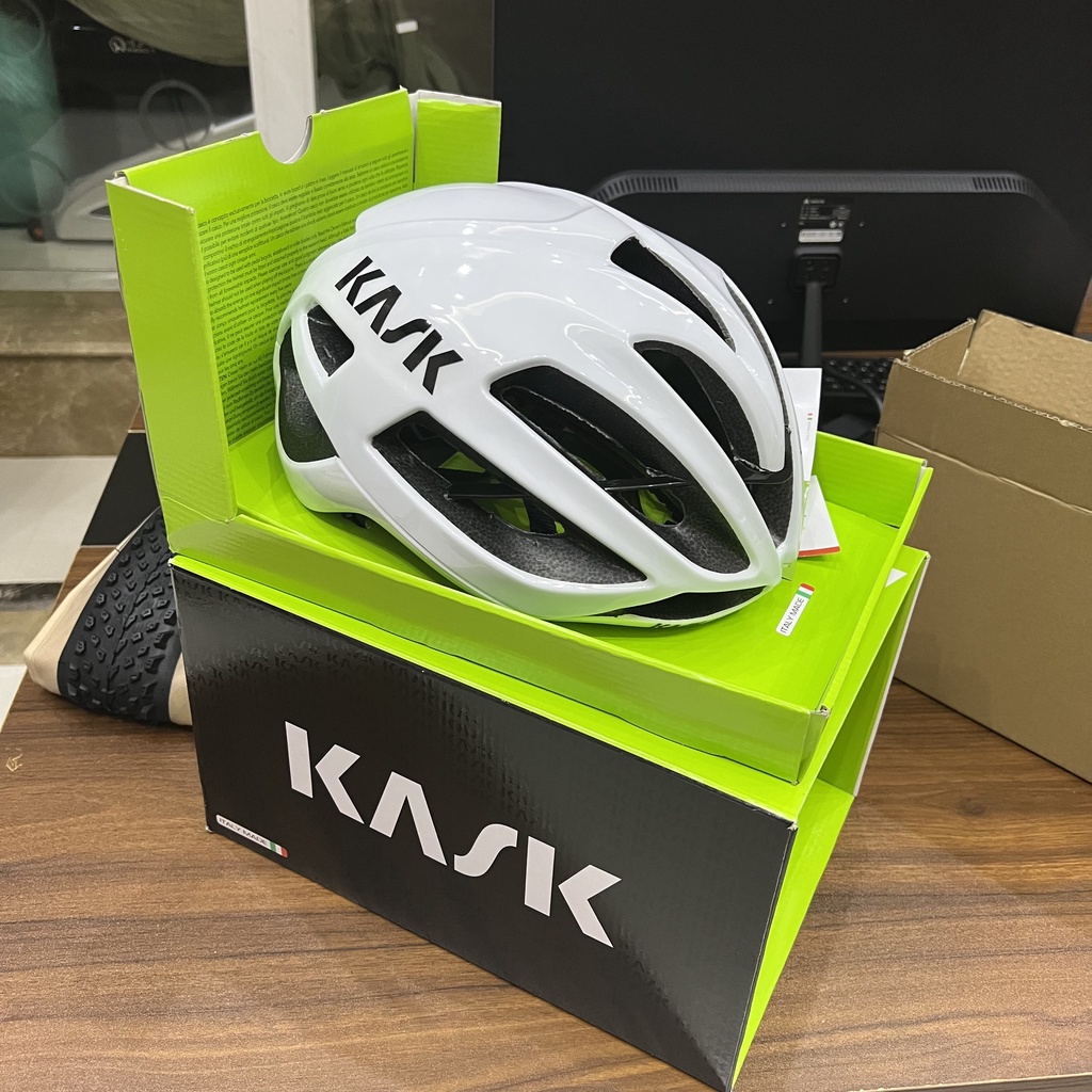 Kask Protone Unisex Mũ Bảo Hiểm Xe Đạp Đường Bộ Một Mảnh Thoáng Khí Đỏ Đô Mũ Bảo Hiểm Xe Đạp