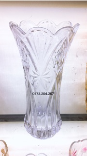 BÌNH HOA THỦY TINH PHA LÊ TRẮNG CAO 30 CM