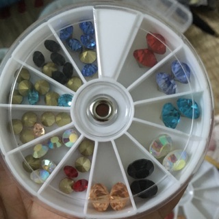 Đá chân nhọn mix size mix màu