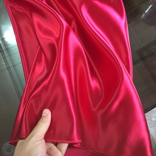 Vải phi bóng cứng tông đỏ đô