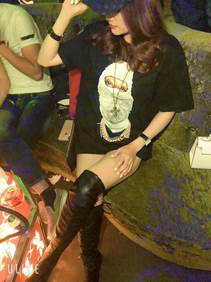 Áo Thun Nam Nữ Thời Trang Hè Cao Cấp Thời Thượng Mềm Mịn Thoáng Mát - AC089 | BigBuy360 - bigbuy360.vn