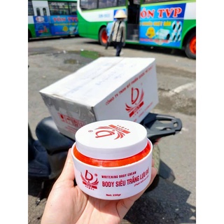 Body lựu đỏ 250g siêu trắng