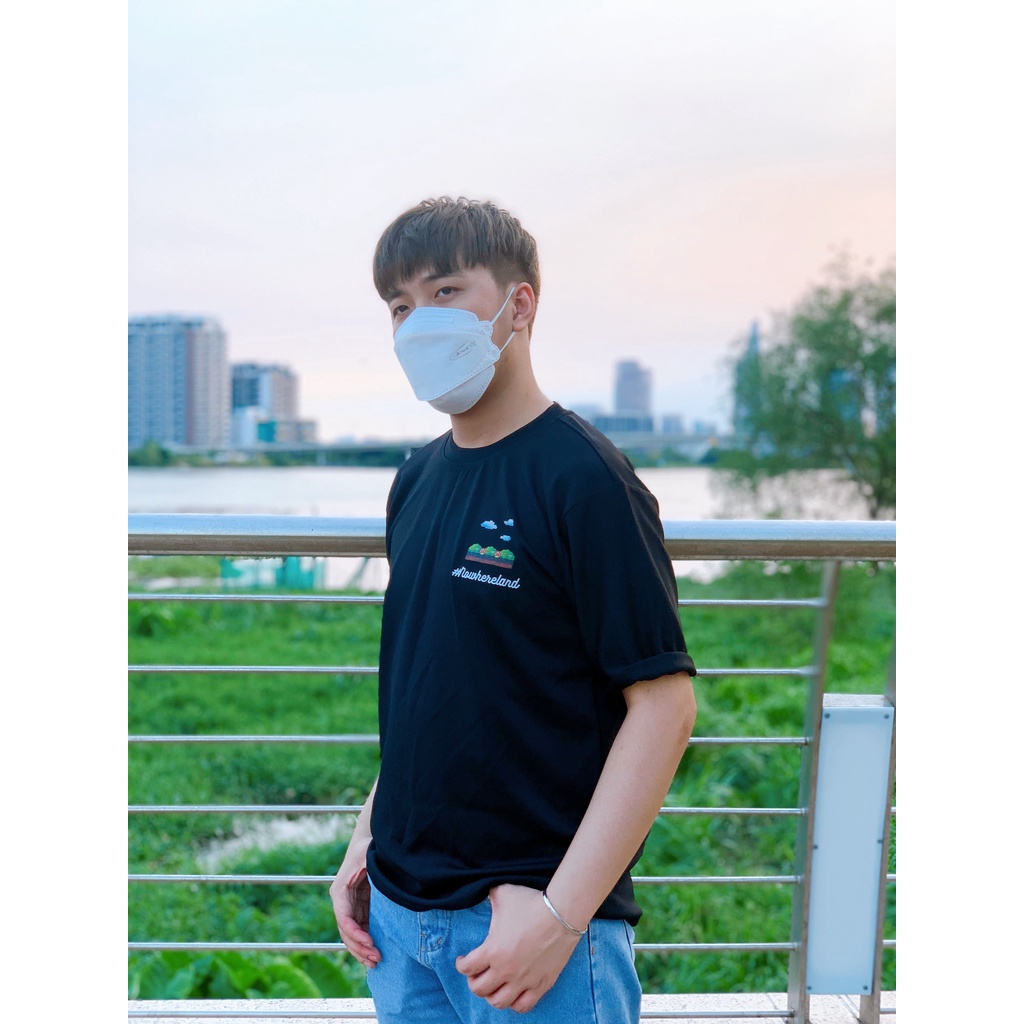 Áo Thun Tay Lỡ Unisex in MITCHELLE NOWHERE đen form rộng chất liệu thun mát không nhăn