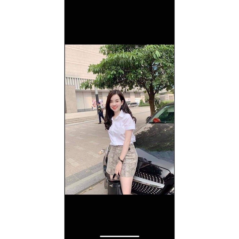 Áo sơ mi trắng dài tay và cộc tay