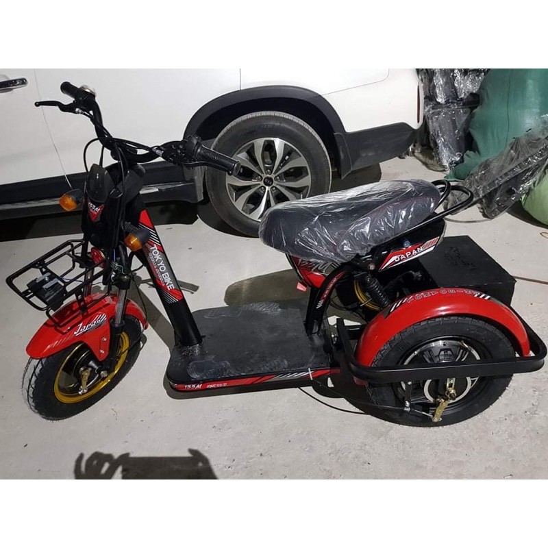 Xe ba bánh cho người già và khuyết tật.