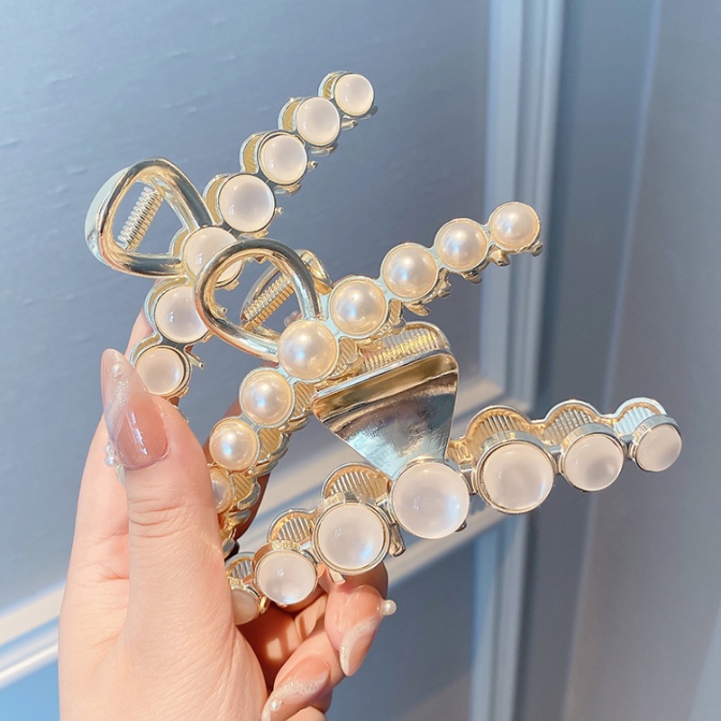 Kẹp tóc hình vây cá mập đính pha lê phong cách Hàn Quốc