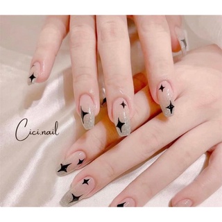 Nail box móng úp thiết kế phong cách hàn quốc sang chảnh blink