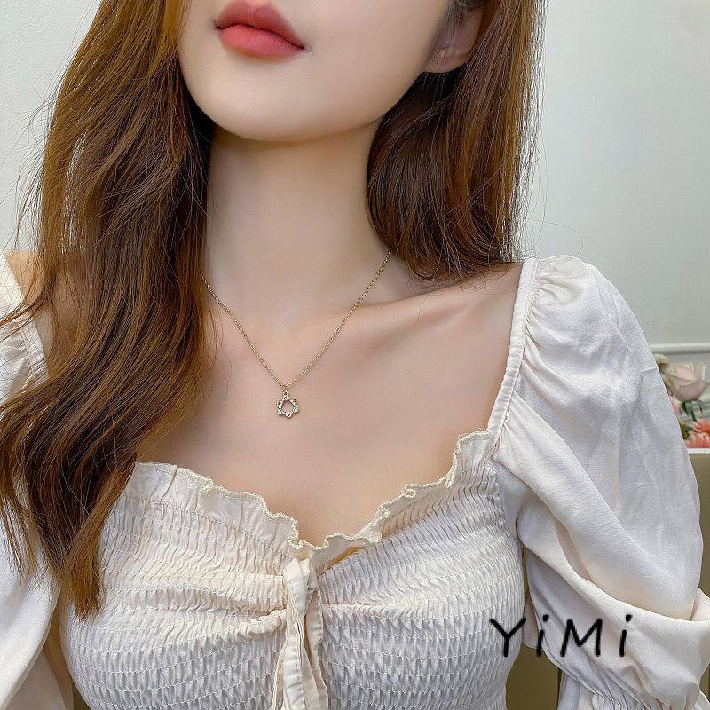 Vòng cổ Hợp Kim Mặt Hình Lập Phương Lục Giác Đính Kim Cương Giả Dễ Phối Đồ Ngọt Ngào Cho Học Sinh Nữ