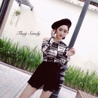 Áo lệch vai họa tiết