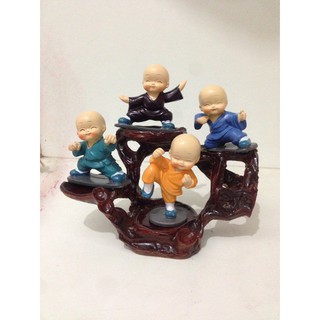 ĐẾ TƯỢNG TỨ KHÔNG