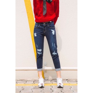 JEANS SNEAK PEEK 26 27