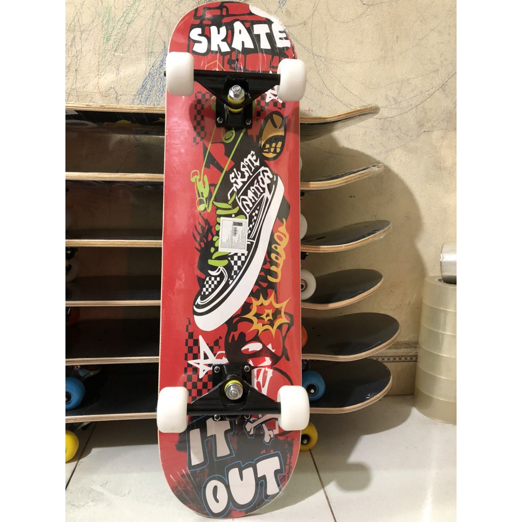 Ván trượt Skateboard SIÊU HẠNG Cao Cấp Mặt Nhám ĐEN Bánh Cao Su CONG 2 ĐẦU TRICK
