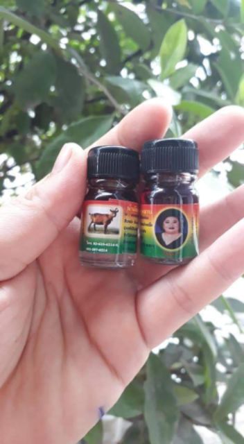 Dầu hít Thái Lan hiệu Bà mập chai 5ml