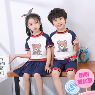 Set áo thun tay ngắn hình gấu phối chân váy xếp ly/quần ngắn cho bé