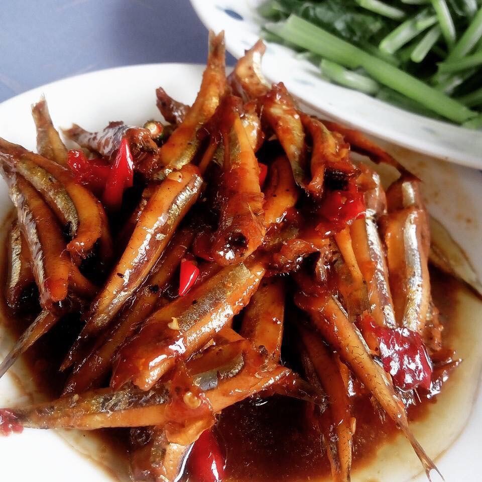 Cá cơm làm sạch bỏ đầu khay 500g