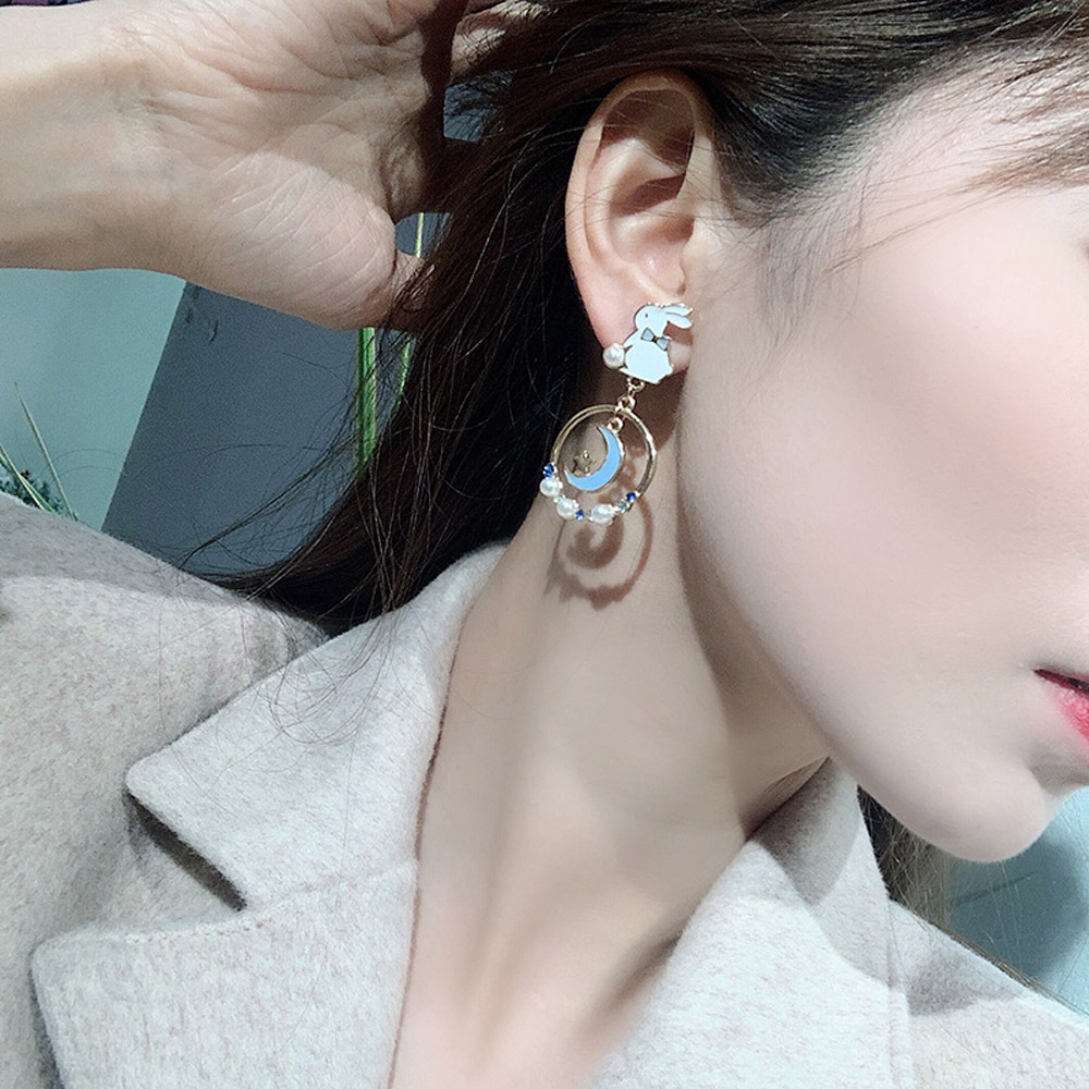 Khuyên Tai Dài Hình Thỏ Và Mặt Trăng Dễ Thương Dành Cho Nữ