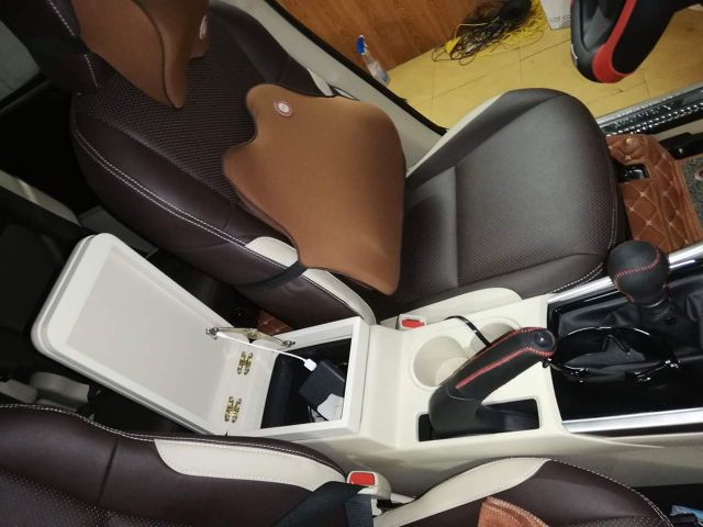 Bệ tỳ tay Xpander